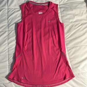 EUC Nike Womens XS (size 0-2) tank top!